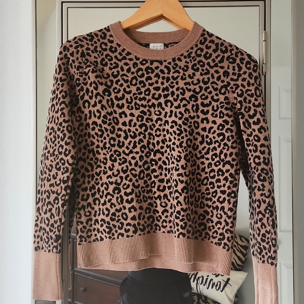 A new day animal print sweater small
